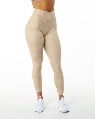 Alphalete All-Purpose Luxury Legging Hazelnut | RCTKEV639