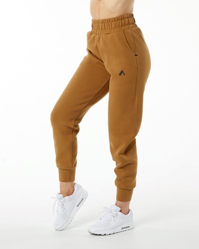 Alphalete Interlock Knit Cuffed Jogger Almond | JSMIVP087