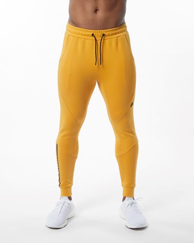 Alphalete Interlock Knit Cuffed Jogger Amarillo | JYZBKD426