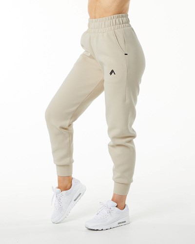 Alphalete Interlock Knit Cuffed Jogger Vanilla | YLBCHO360